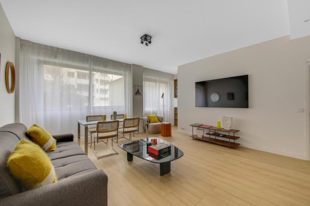 Chic, Central A Deux Pas De Beaugrenelle I パリ エクステリア 写真